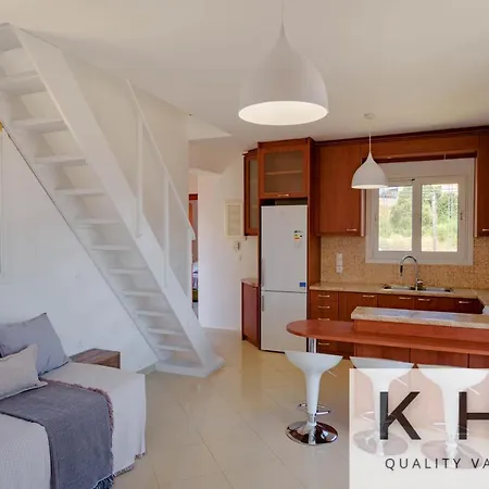 Top Floor Loft With Sea View & Large Balconies! Appartamento *
