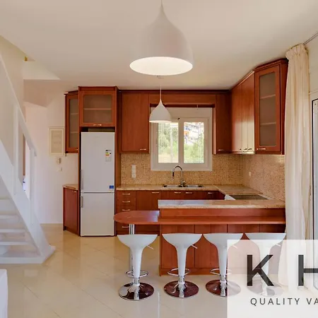 Top Floor Loft With Sea View & Large Balconies! Appartamento *